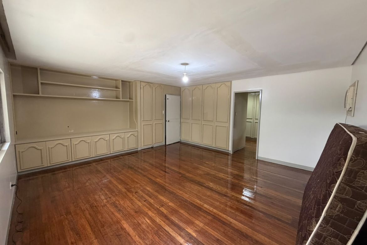 4 Bedroom House for Rent in San Nicolas, Pasig, Metro Manila photo 3