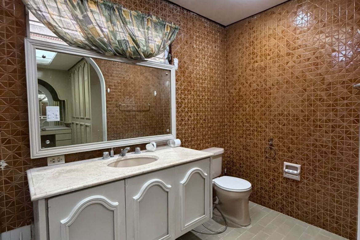 4 Bedroom House for Rent in San Nicolas, Pasig, Metro Manila photo 8