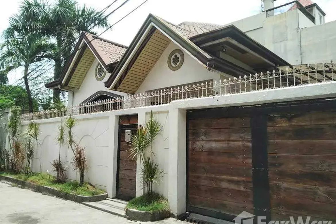 4 Bedroom House for Rent in Santo Niño, Parañaque, Metro Manila