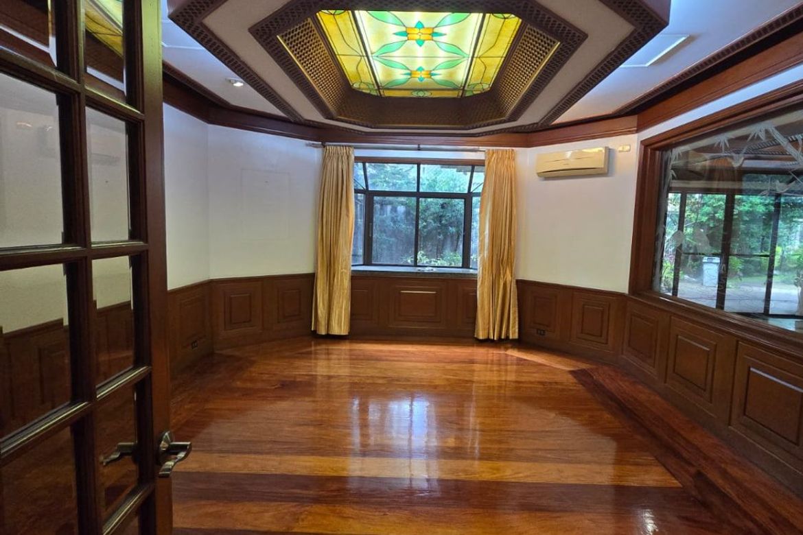 4 Bedroom House for Rent in Wack-Wack Greenhills, Mandaluyong, Metro Manila near MRT-3 Ortigas photo 3