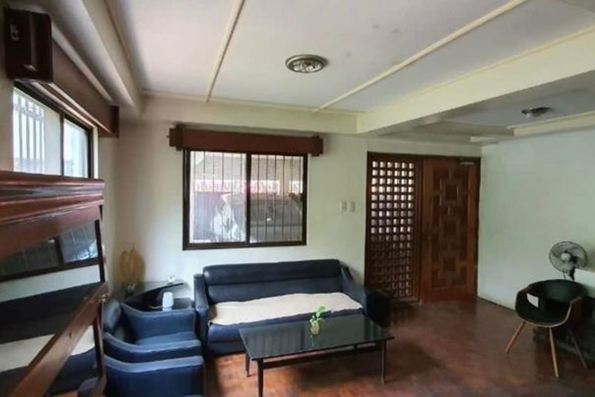 4 Bedroom House for Rent in Wack-Wack Greenhills, Mandaluyong, Metro Manila near MRT-3 Shaw Boulevard