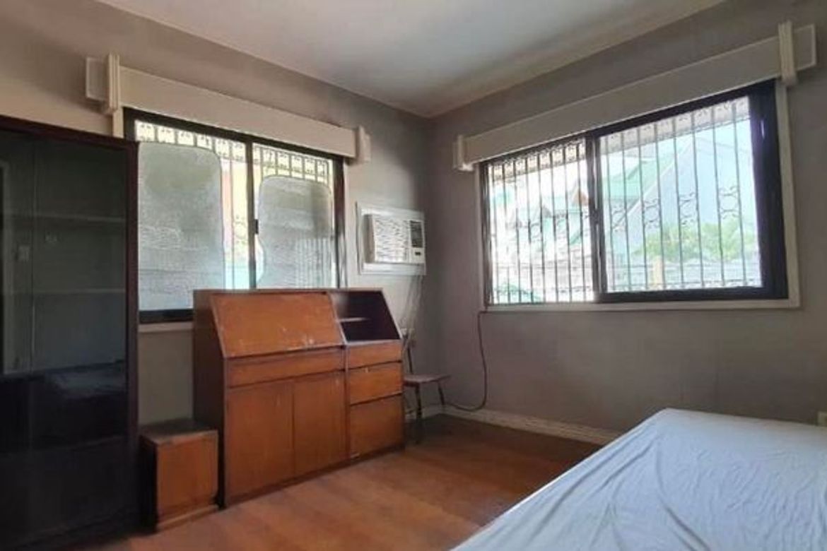 4 Bedroom House for Rent in Wack-Wack Greenhills, Mandaluyong, Metro Manila near MRT-3 Shaw Boulevard photo 4