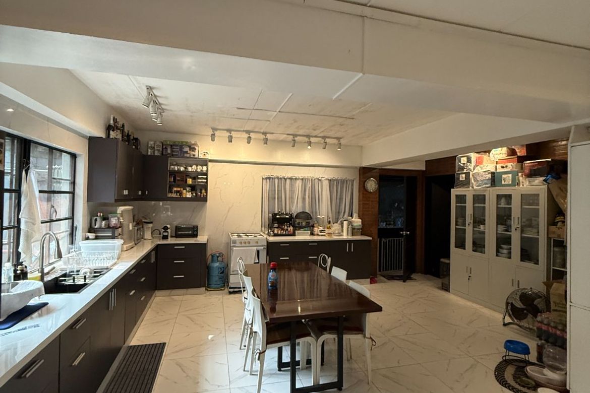 4 Bedroom House for Rent in White Plains, Quezon City, Metro Manila photo 5