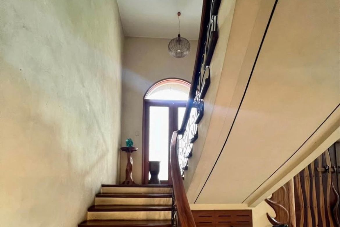 4 Bedroom House for Sale in Addition Hills, San Juan, Metro Manila – photo 5