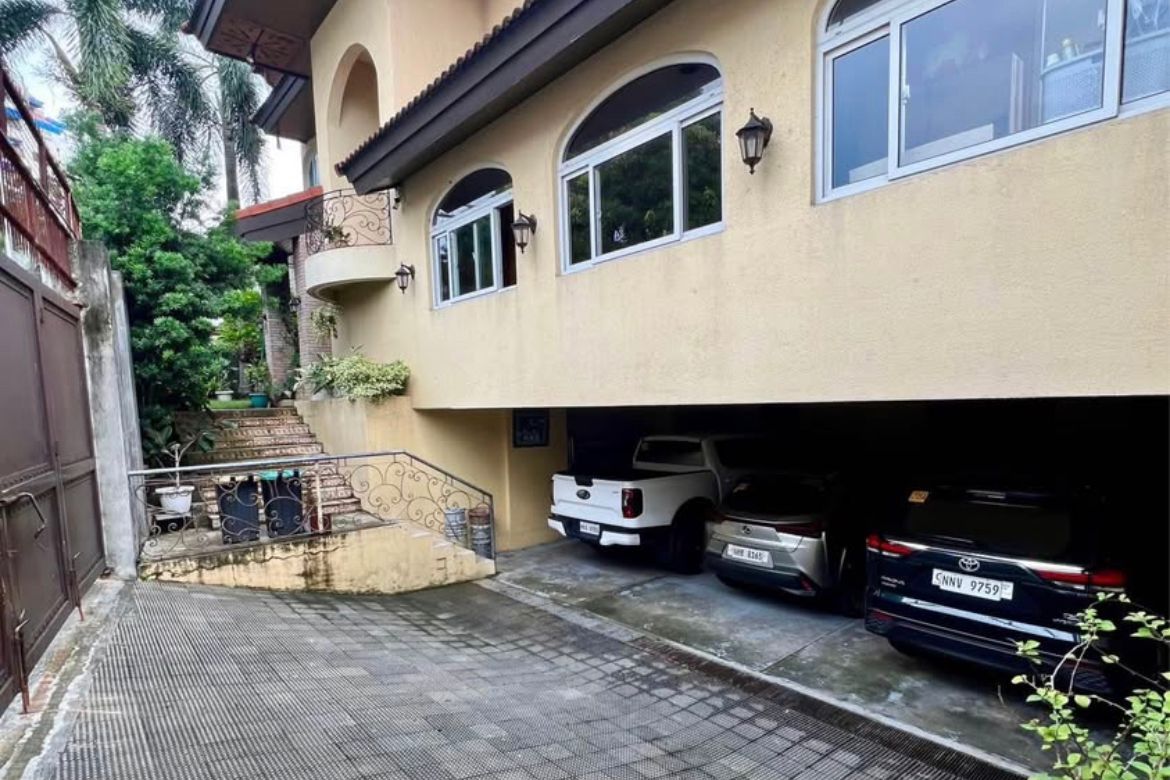 4 Bedroom House for Sale in Addition Hills, San Juan, Metro Manila – photo 6