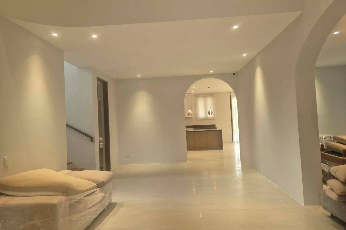 4 Bedroom House for Sale in Alabang, Muntinlupa, Metro Manila – photo 7