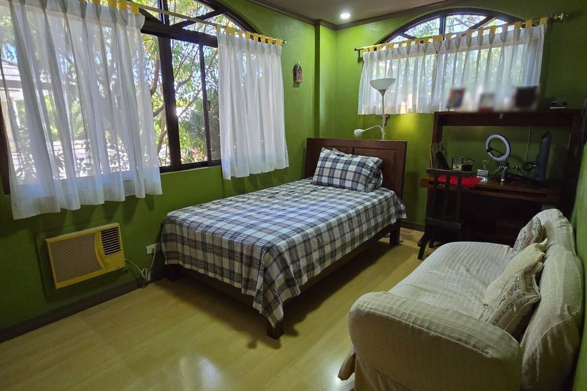 4 Bedroom House for Sale in Alabang, Muntinlupa, Metro Manila – photo 6