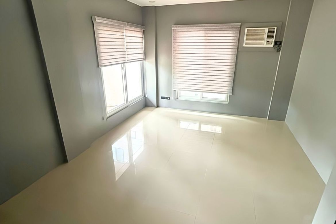 4 Bedroom House for Sale in Alabang, Muntinlupa, Metro Manila – photo 8