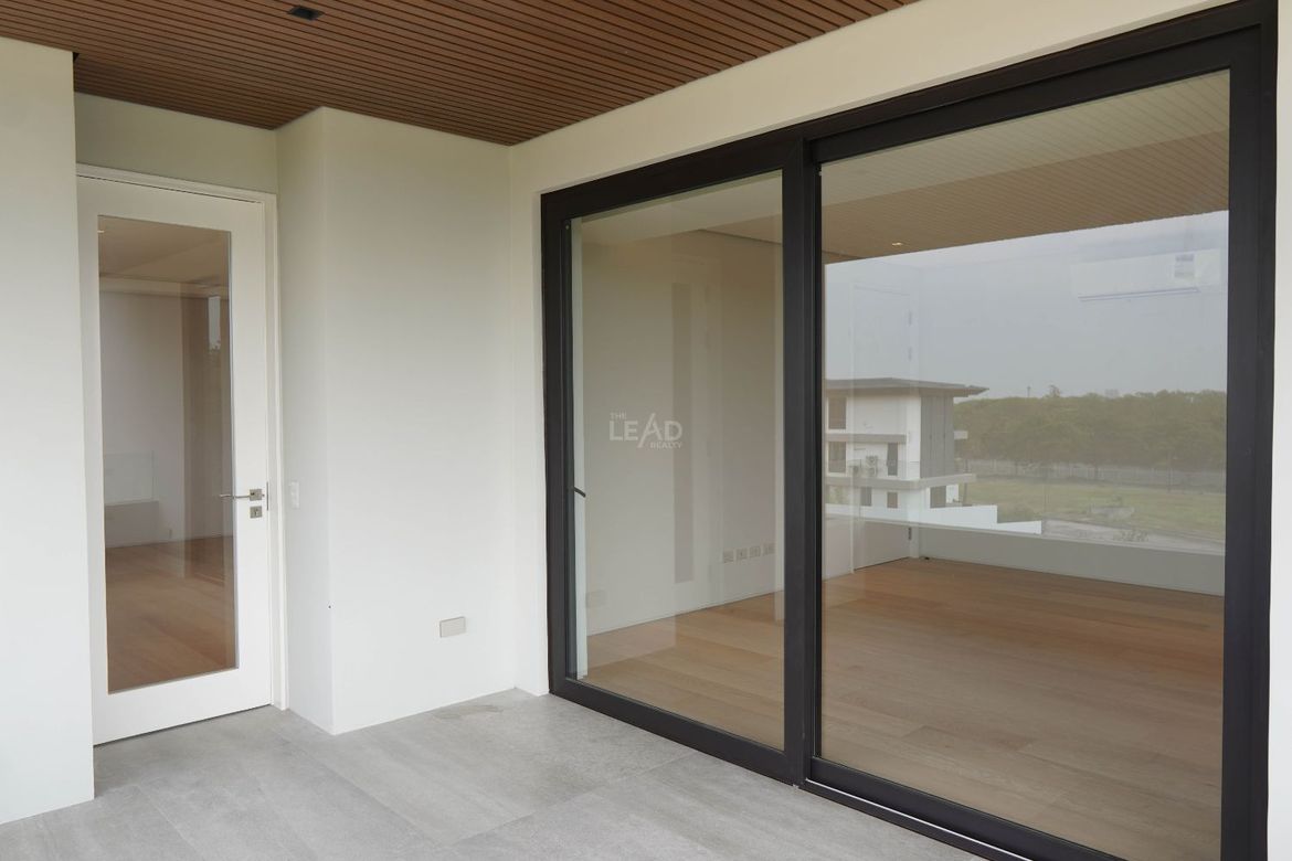4 Bedroom House for Sale in Alabang West Village, Almanza Dos, Las Piñas, Metro Manila – photo 4