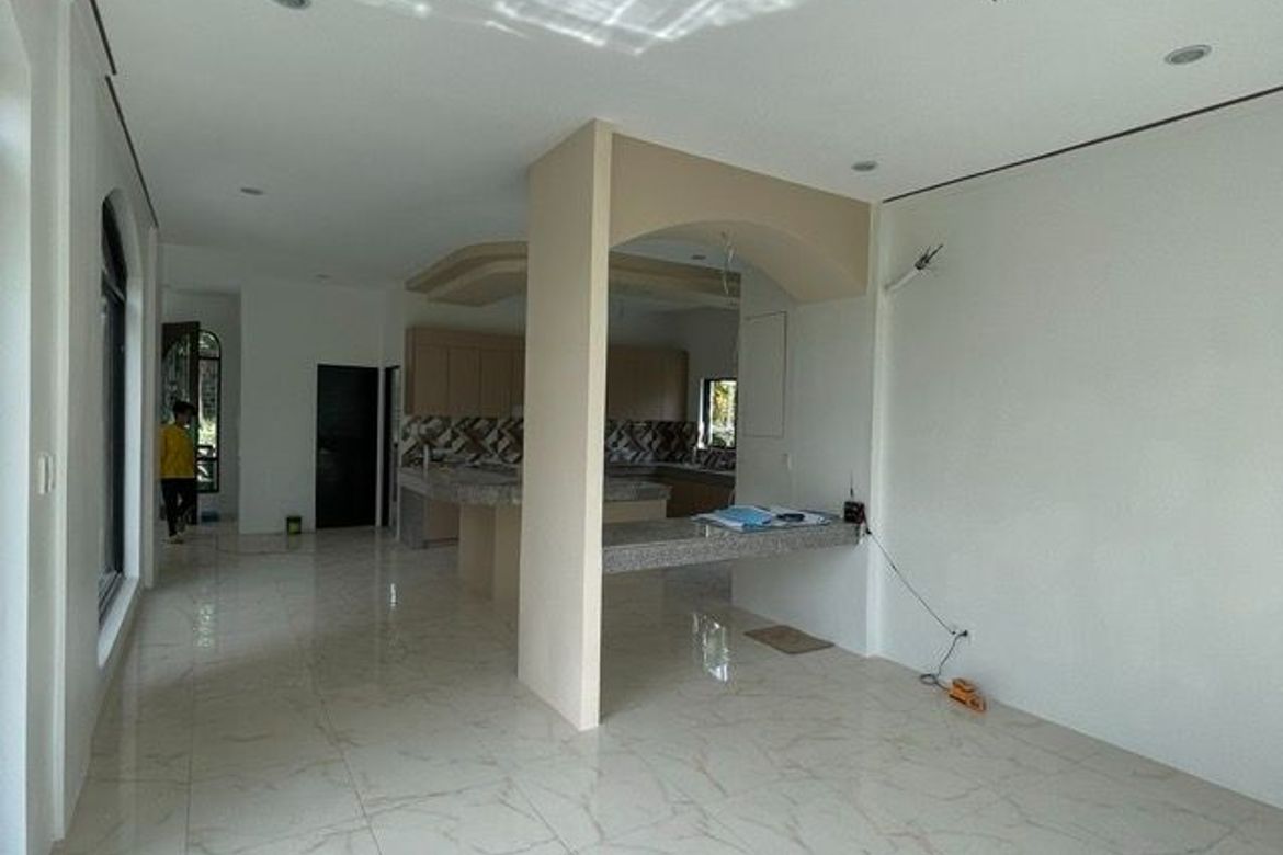 4 Bedroom House for Sale in Almanza Dos, Las Piñas, Metro Manila – photo 4