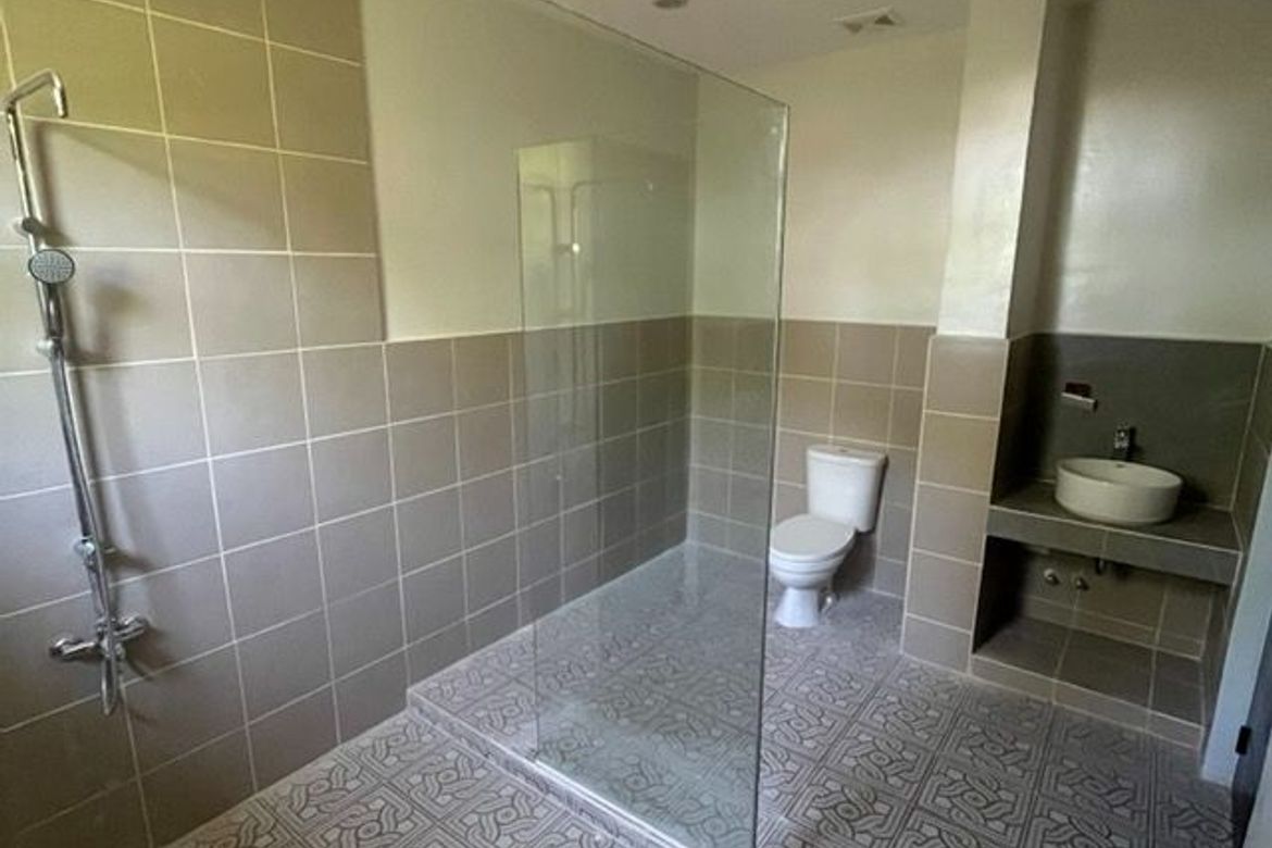 4 Bedroom House for Sale in Almanza Dos, Las Piñas, Metro Manila – photo 5