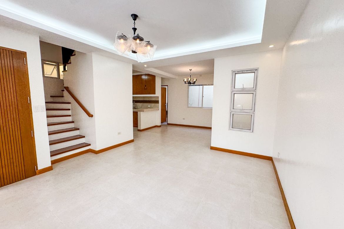 4 Bedroom House for Sale in Almanza Uno, Las Piñas, Metro Manila – photo 4