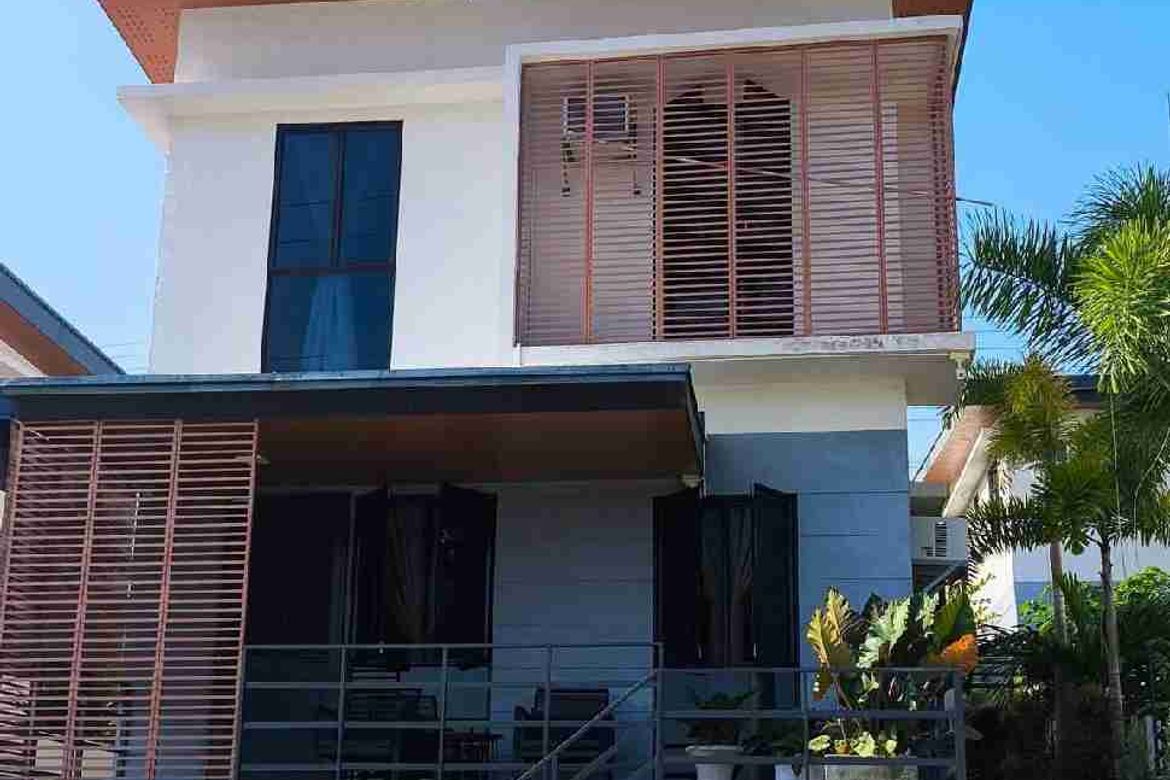 4 Bedroom House for Sale in Amoa - House and Lot, Cabadiangan, Compostela, Cebu