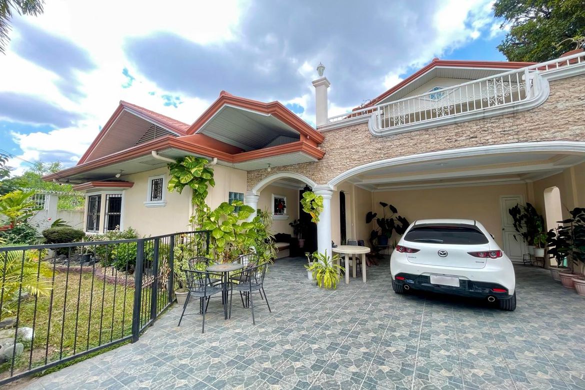 4 Bedroom House for Sale in Amsic, Angeles, Pampanga