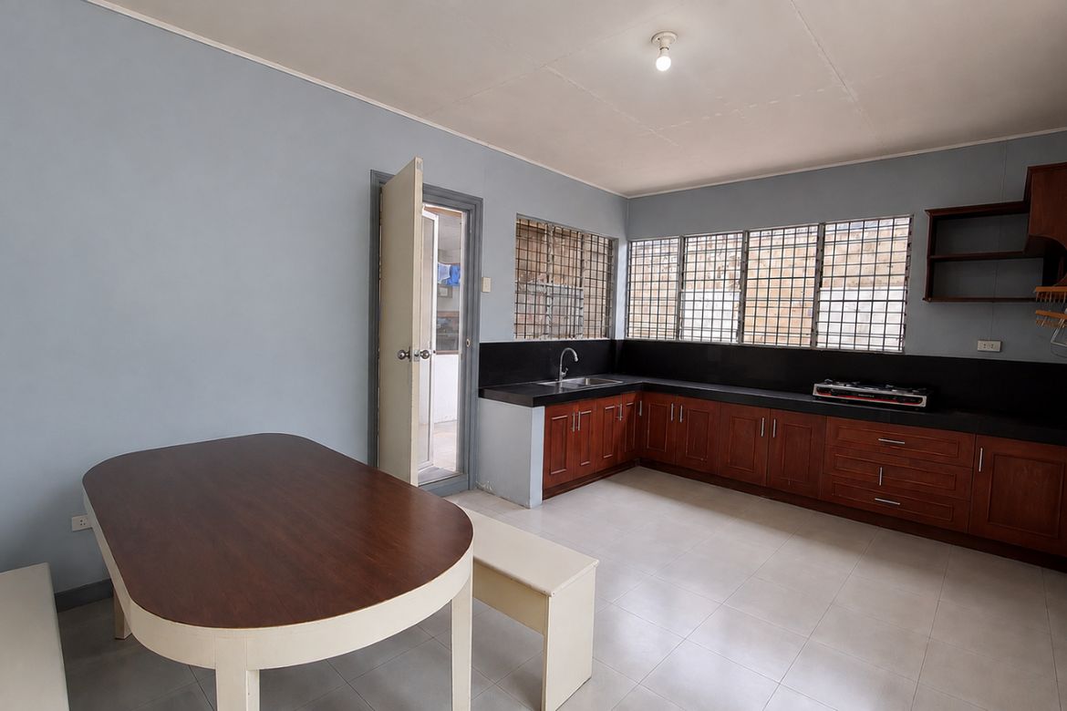 4 Bedroom House for Sale in Anunas, Angeles, Pampanga – photo 7