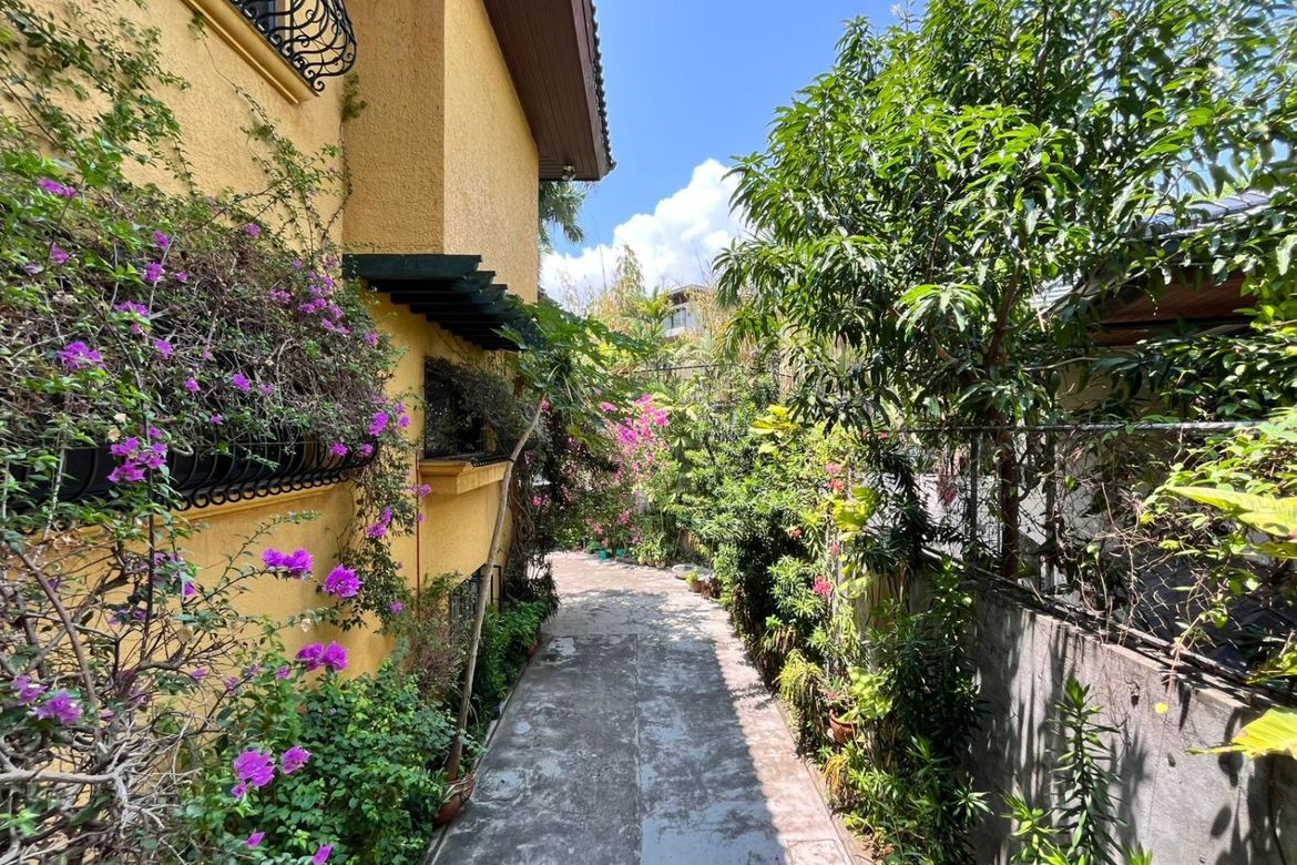 4 Bedroom House for Sale in Ayala Alabang Village, New Alabang Village, Muntinlupa, Metro Manila – photo 7