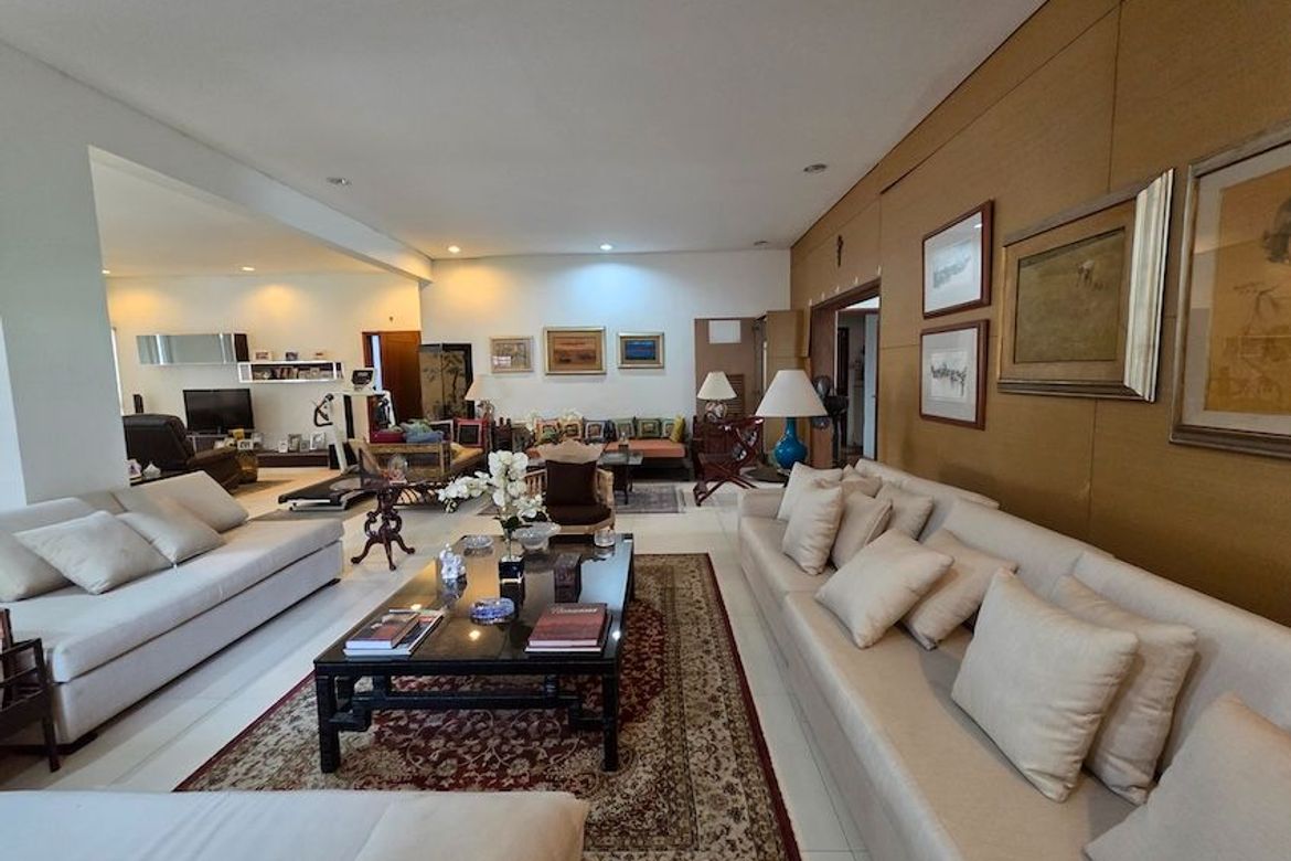 4 Bedroom House for Sale in Ayala Alabang Village, New Alabang Village, Muntinlupa, Metro Manila – photo 4