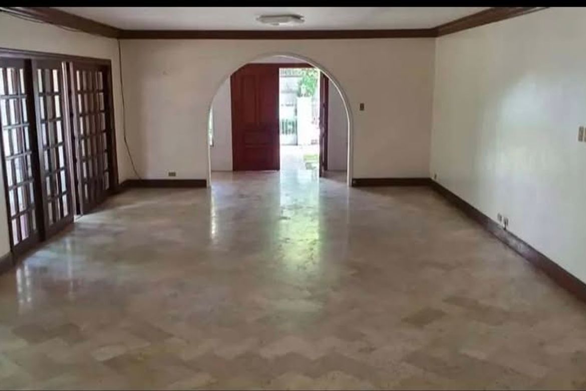 4 Bedroom House for Sale in Ayala Alabang Village, New Alabang Village, Muntinlupa, Metro Manila – photo 2