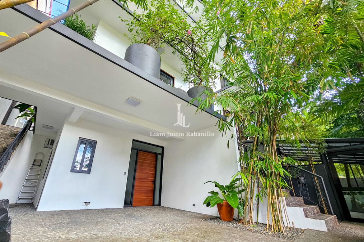 4 Bedroom House for Sale in Ayala Alabang Village, New Alabang Village, Muntinlupa, Metro Manila – photo 2
