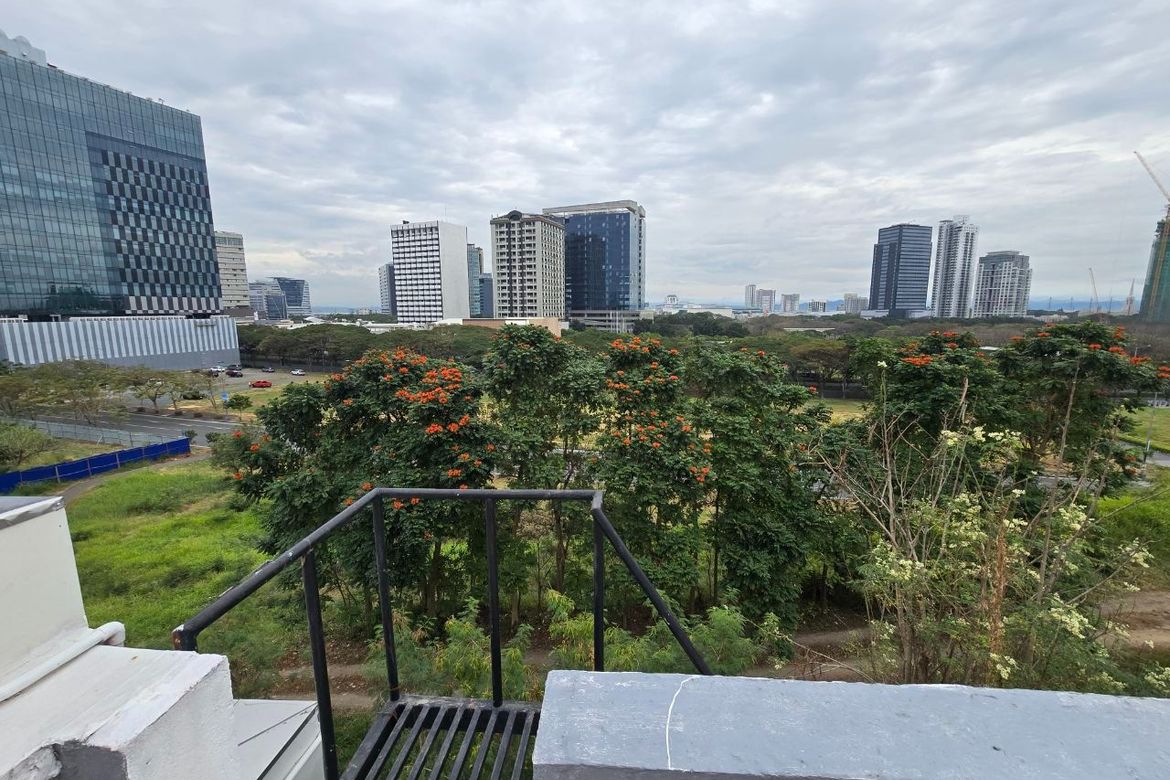 4 Bedroom House for Sale in Ayala Alabang Village, New Alabang Village, Muntinlupa, Metro Manila – photo 3