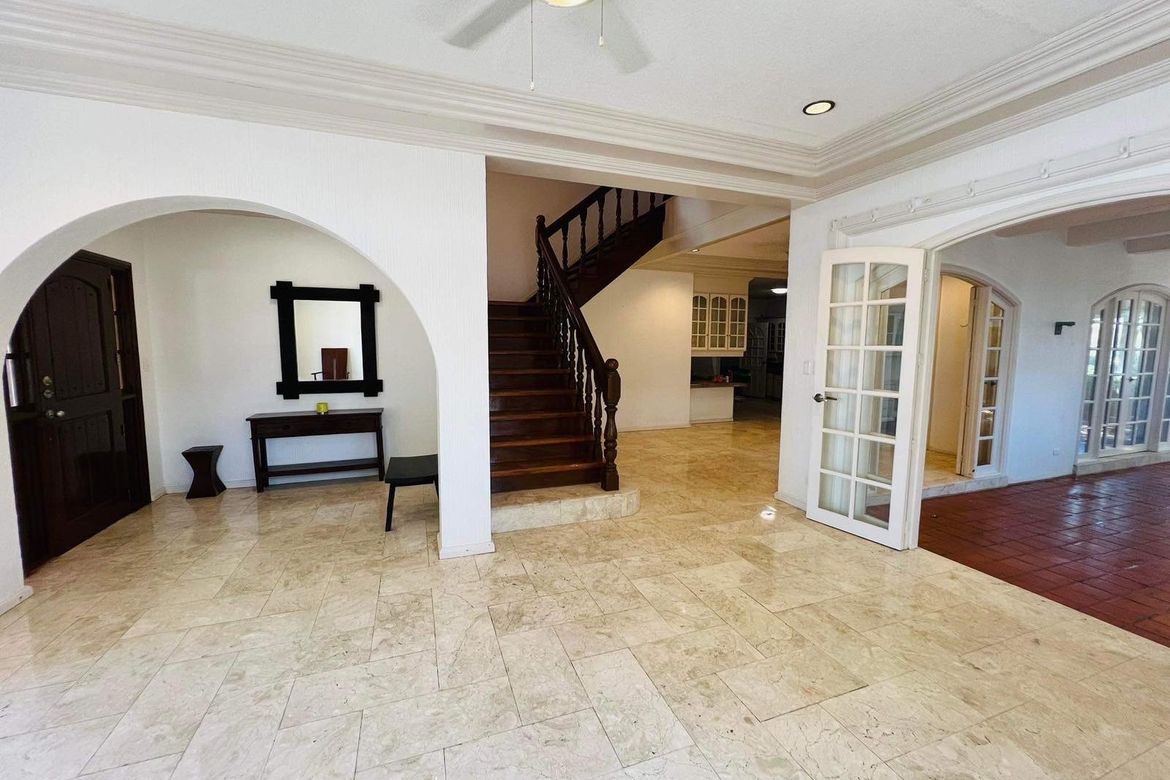 4 Bedroom House for Sale in Ayala Alabang Village, New Alabang Village, Muntinlupa, Metro Manila – photo 2