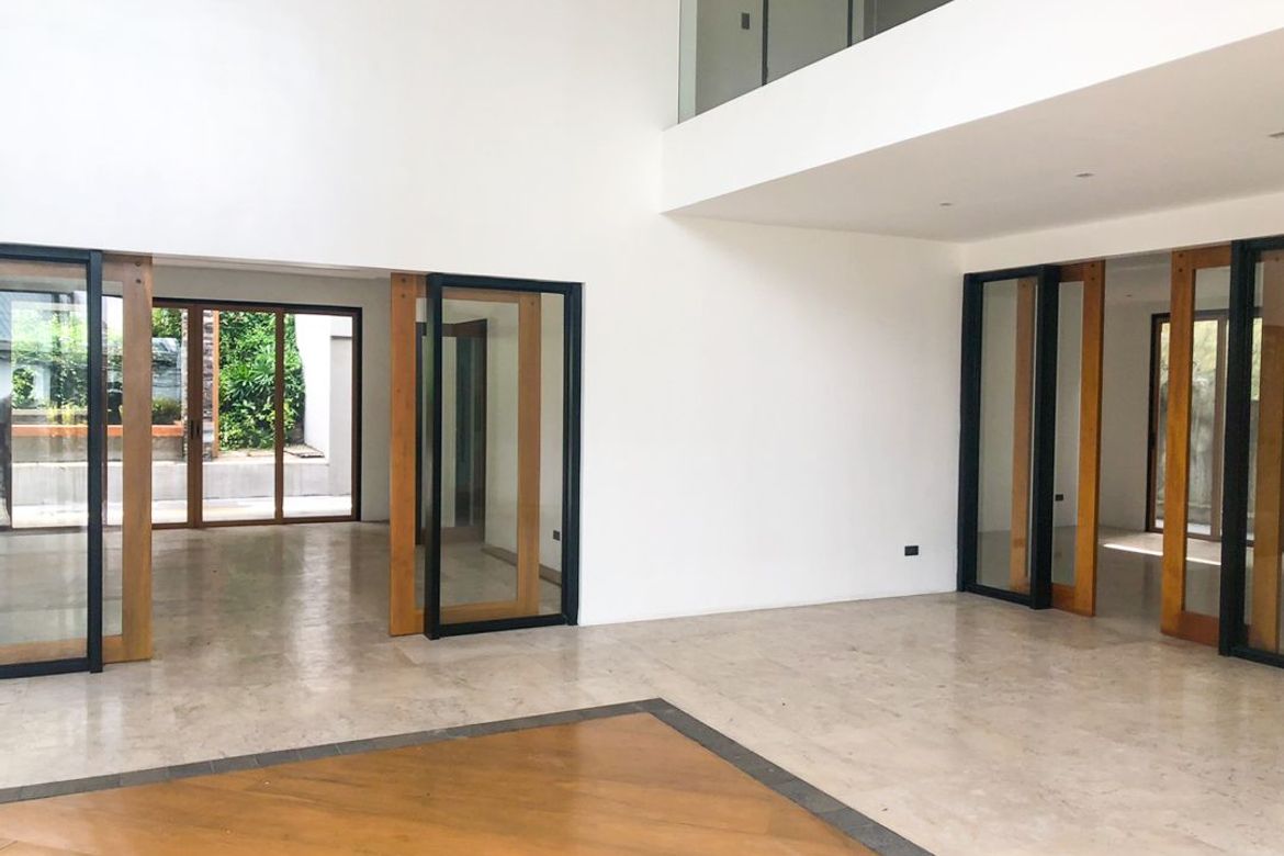 4 Bedroom House for Sale in Bagong Ilog, Pasig, Metro Manila