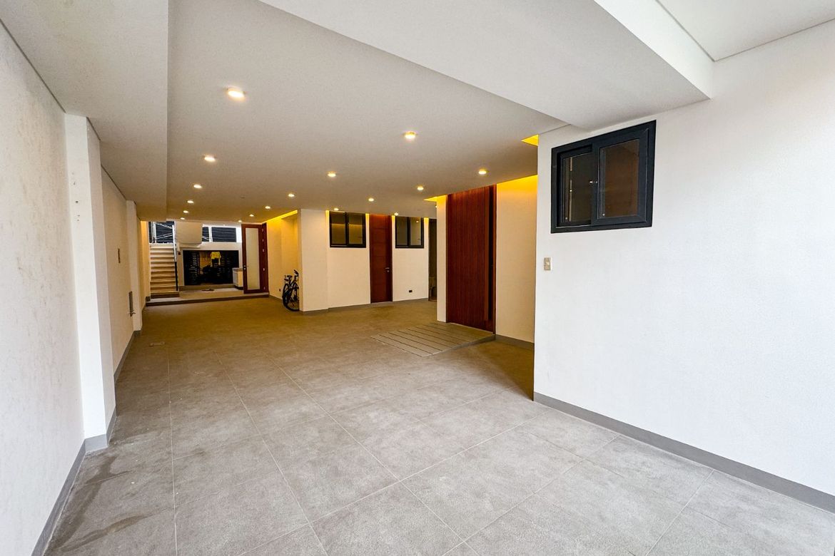 4 Bedroom House for Sale in Bagong Silangan, Quezon City, Metro Manila – photo 6