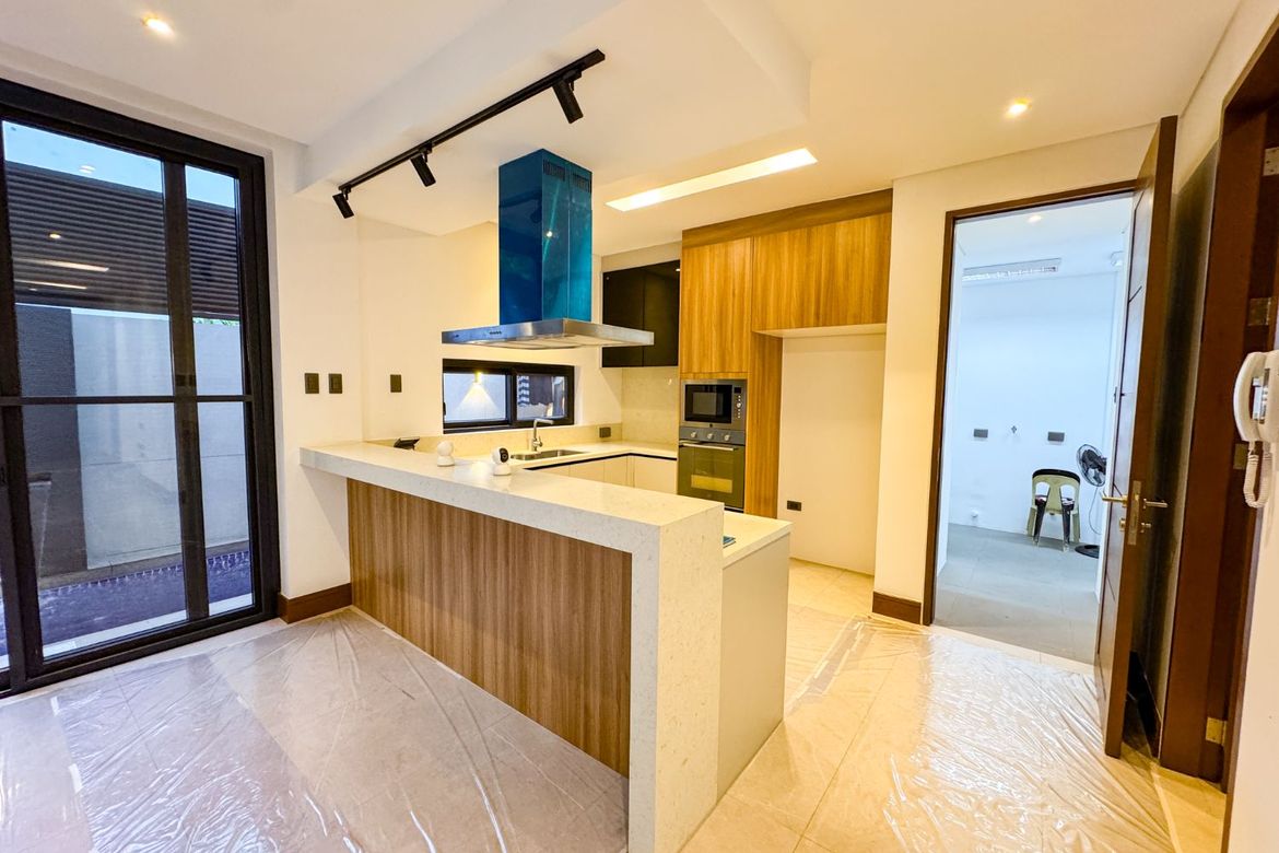 4 Bedroom House for Sale in Bagong Silangan, Quezon City, Metro Manila – photo 7