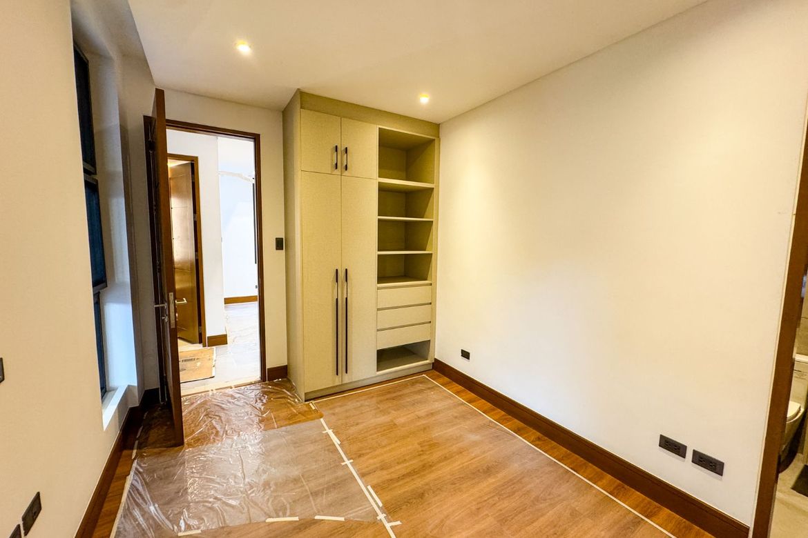 4 Bedroom House for Sale in Bagong Silangan, Quezon City, Metro Manila – photo 8