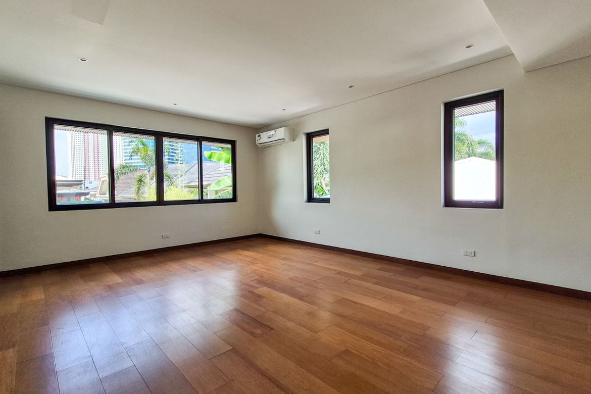 4 Bedroom House for Sale in Bagumbayan, Quezon City, Metro Manila – photo 7