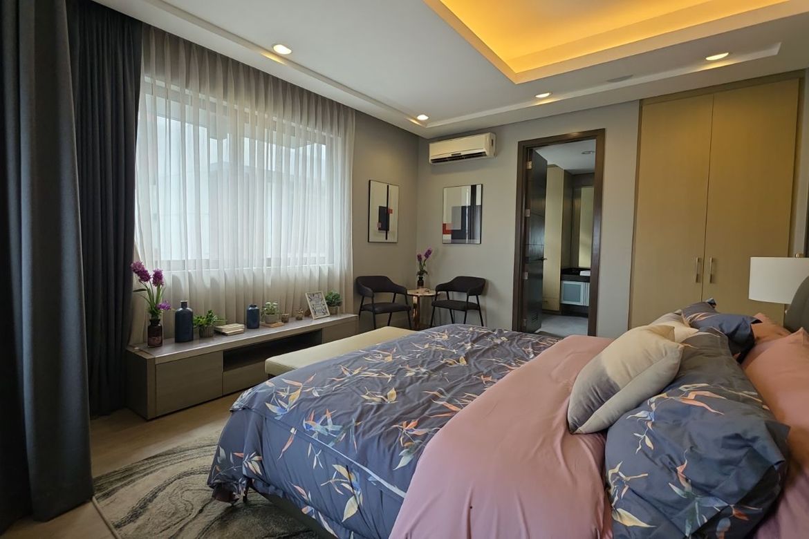 4 Bedroom House for Sale in Bahay Toro, Quezon City, Metro Manila near LRT-1 Roosevelt – photo 8