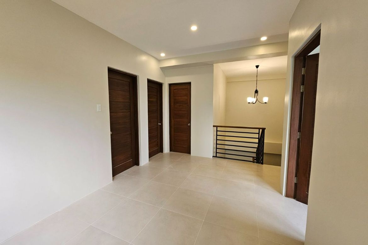 4 Bedroom House for Sale in Balibago, Santa Rosa, Laguna – photo 7