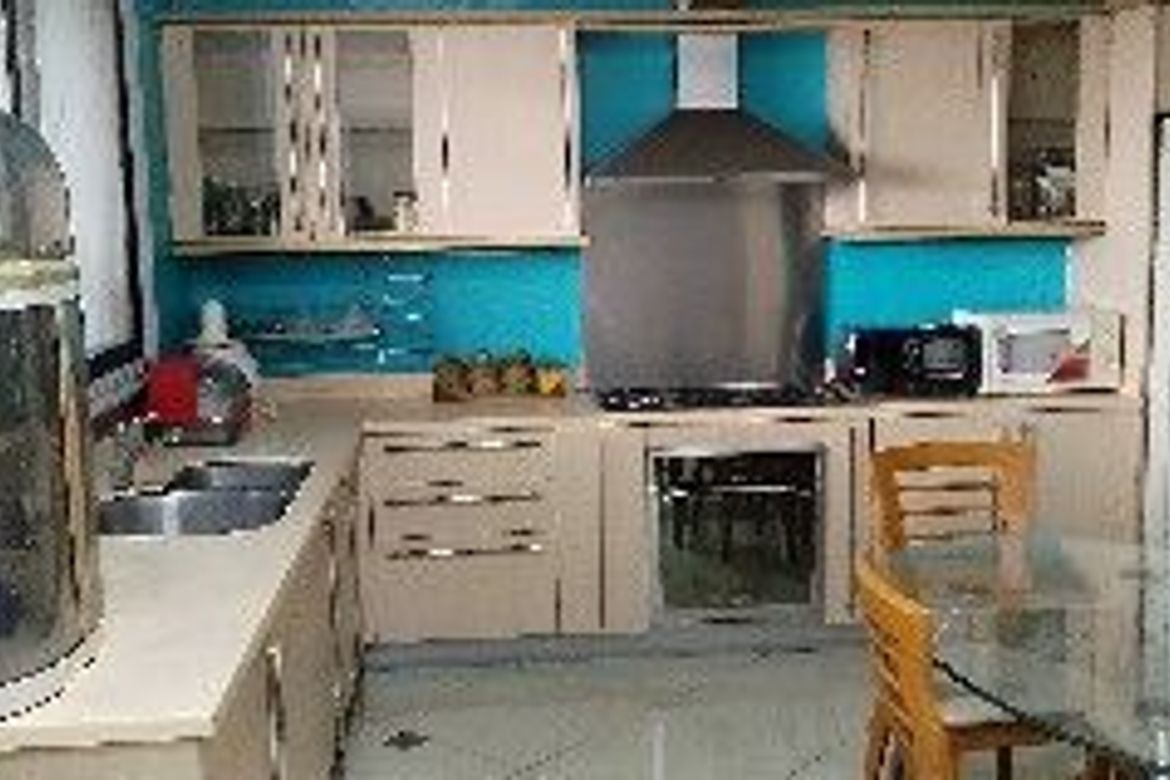 4 Bedroom House for Sale in Balong-Bato, San Juan, Metro Manila near LRT-2 J. Ruiz – photo 7