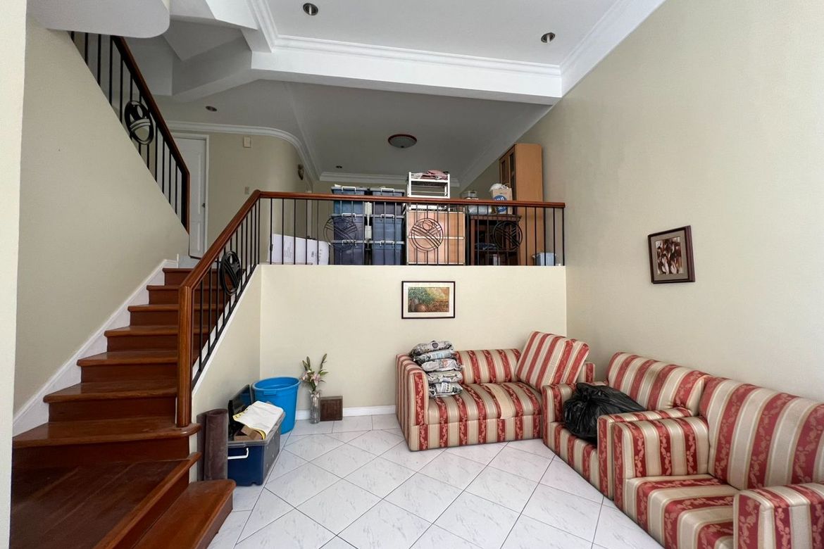 4 Bedroom House for Sale in Balong-Bato, San Juan, Metro Manila near LRT-2 J. Ruiz