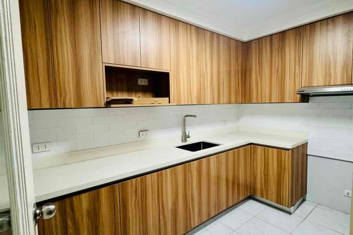 4 Bedroom House for Sale in Balong-Bato, San Juan, Metro Manila near LRT-2 J. Ruiz – photo 8