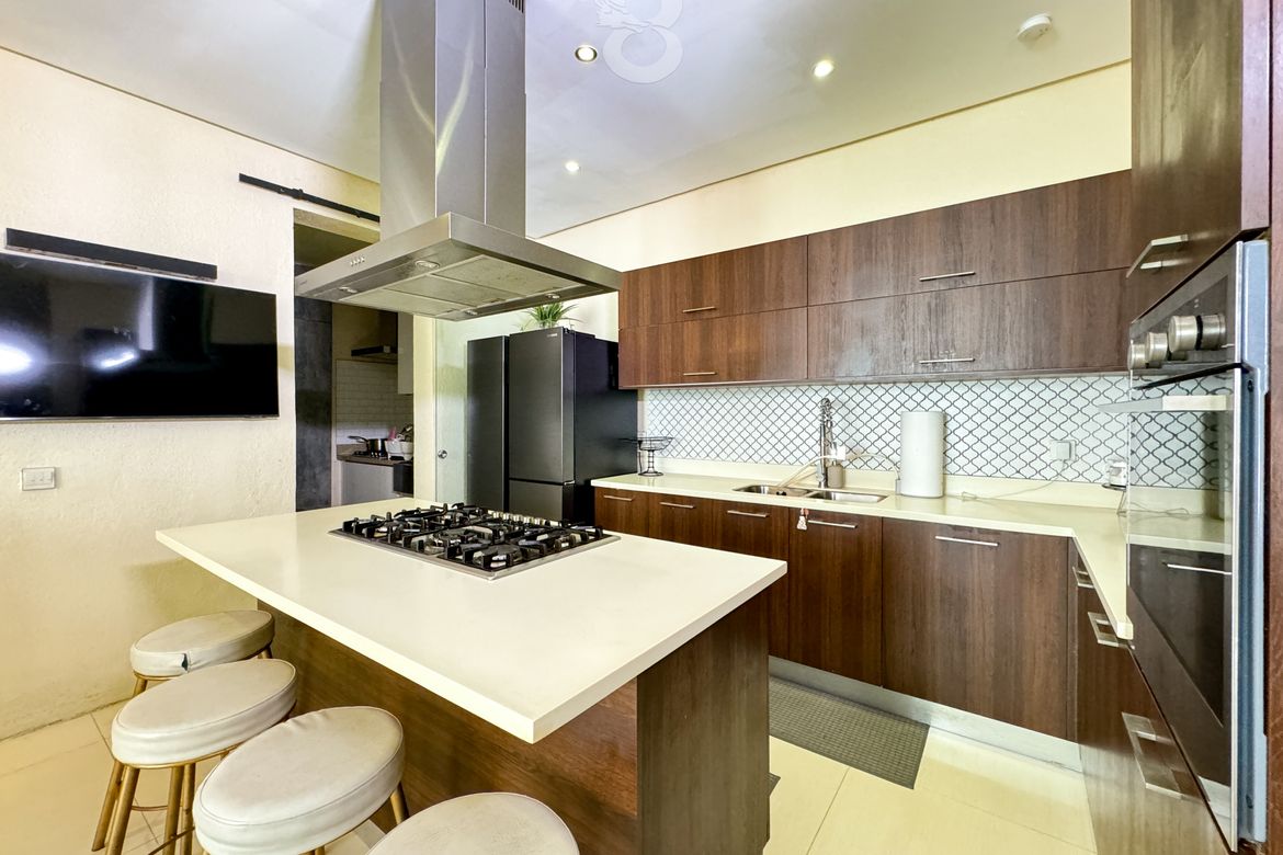 4 Bedroom House for Sale in Bambang, Taguig, Metro Manila – photo 2