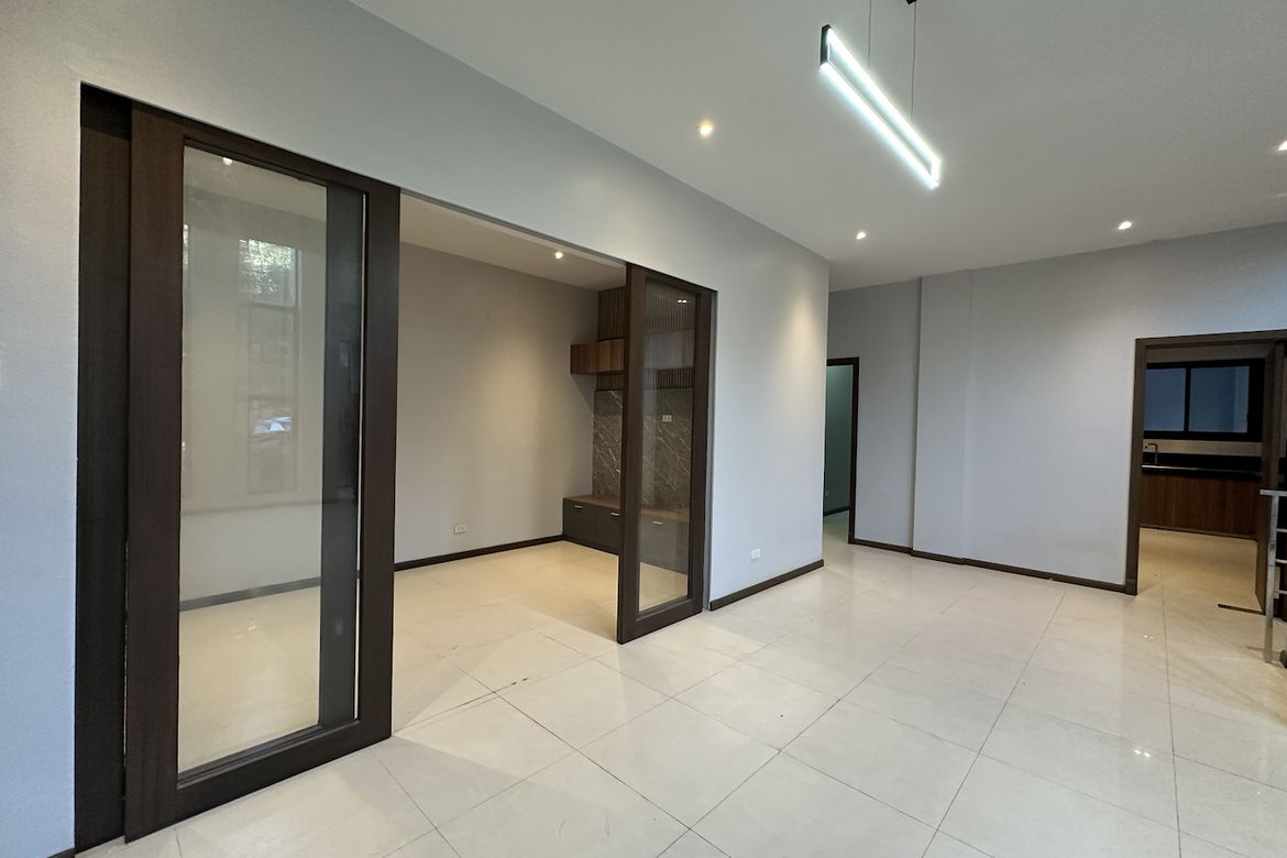 4 Bedroom House for Sale in Bambang, Taguig, Metro Manila – photo 3