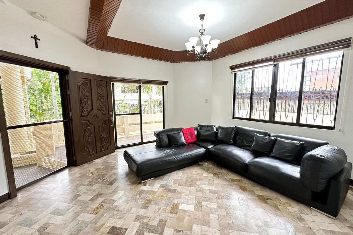 4 Bedroom House for Sale in Banilad, Cebu City, Cebu – photo 3