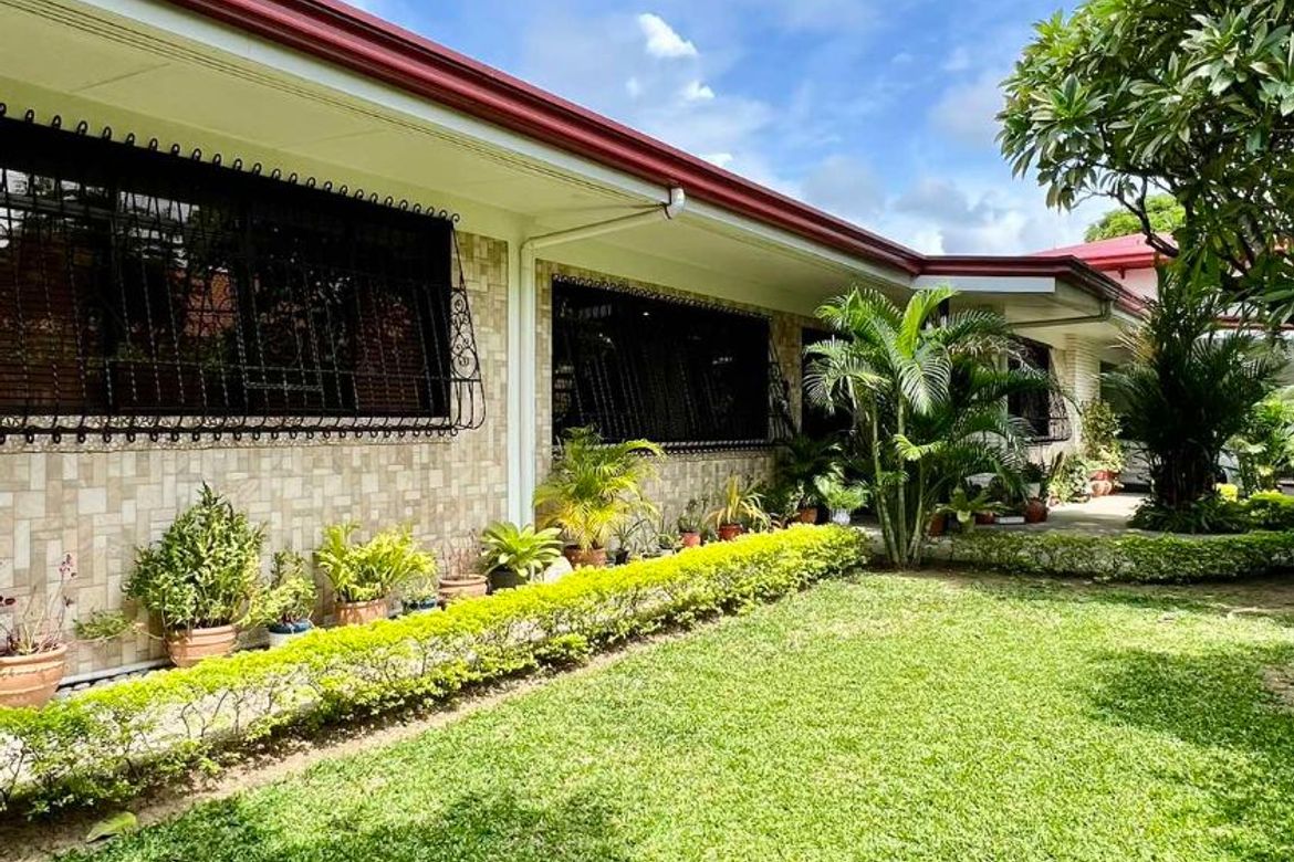4 Bedroom House for Sale in Barangay 156, Caloocan, Metro Manila – photo 2