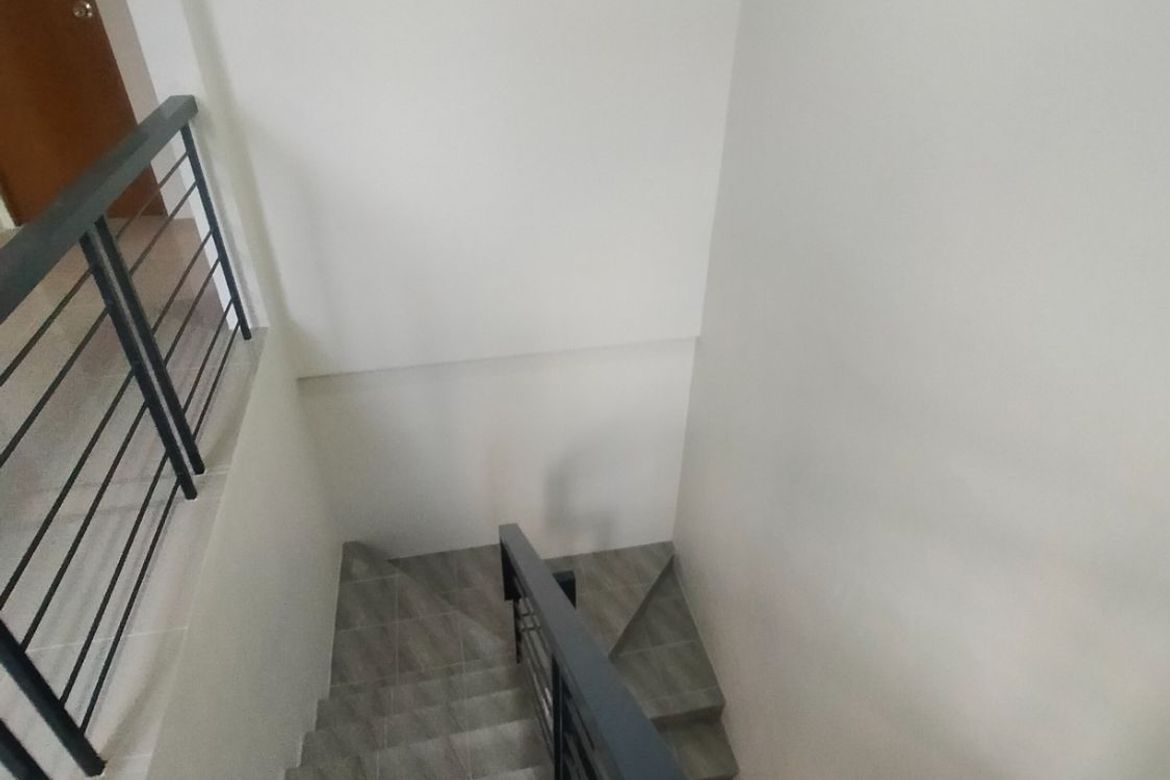 4 Bedroom House for Sale in Barangay 2, Calamba, Laguna – photo 8