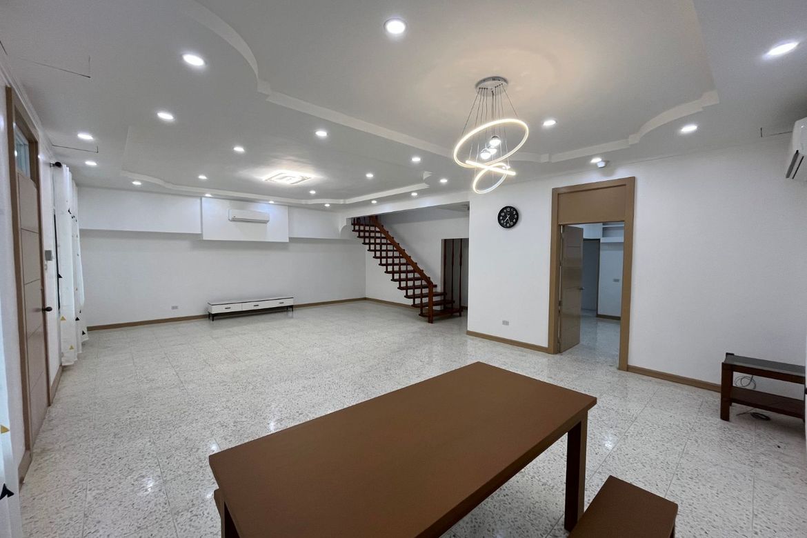 4 Bedroom House for Sale in Barangay 201, Pasay, Metro Manila – photo 3