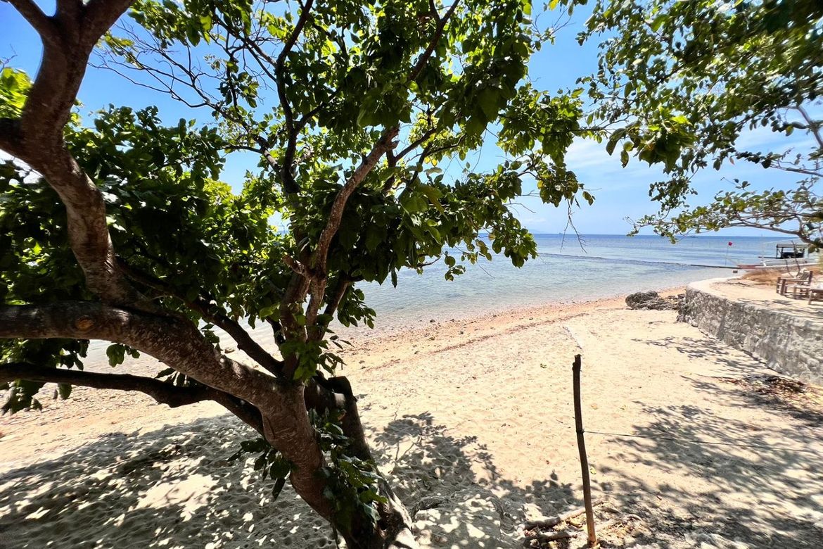 4 Bedroom House for Sale in Barangay 3, Calatagan, Batangas