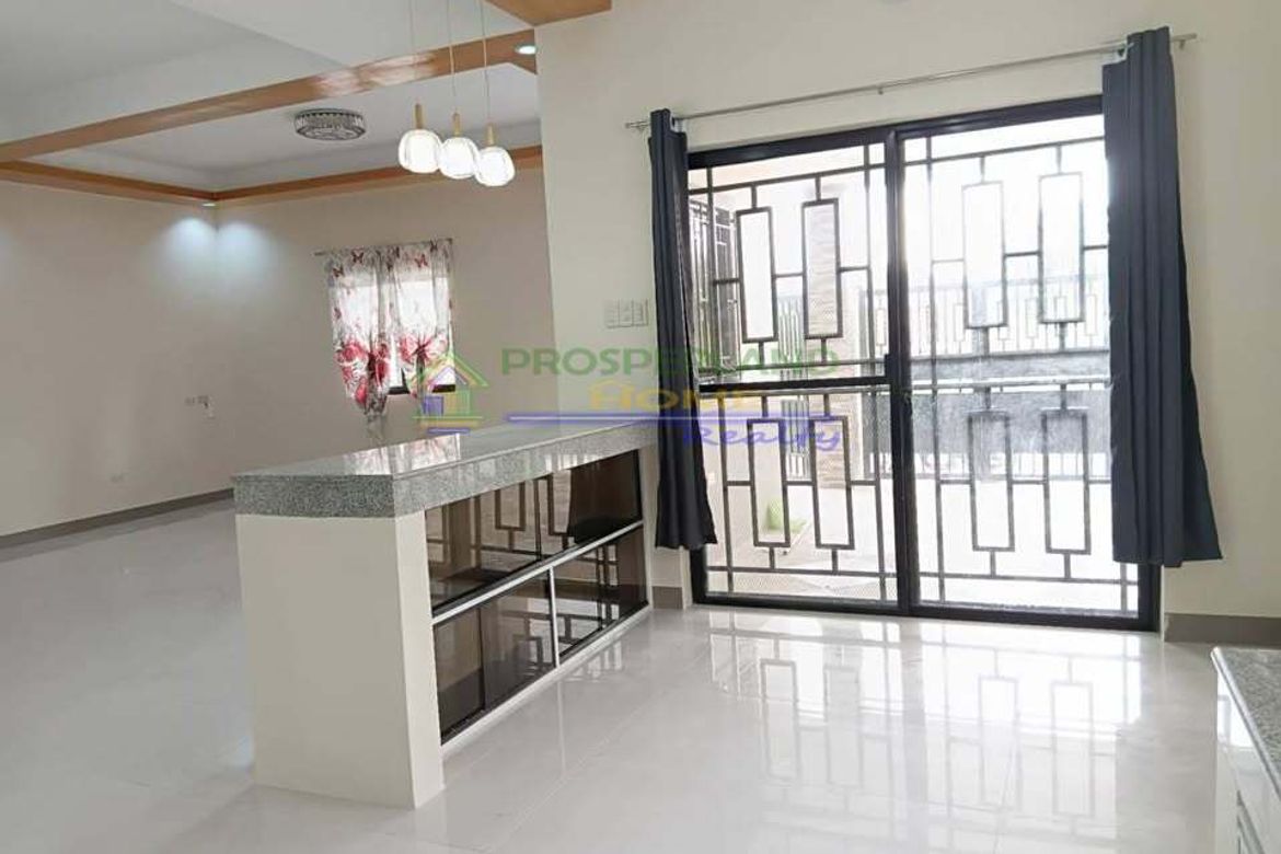 4 Bedroom House for Sale in Barangay 62-A, Cavite City, Cavite – photo 4