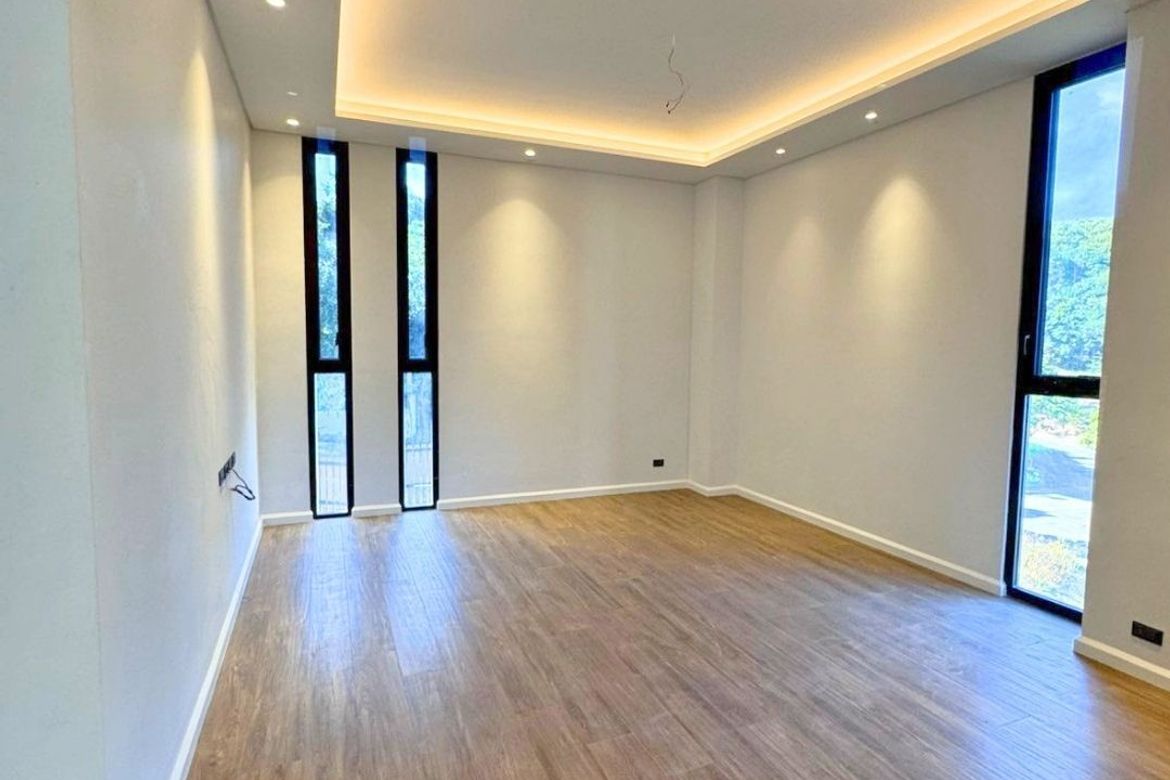 4 Bedroom House for Sale in Barangay 62-A, Cavite City, Cavite – photo 3