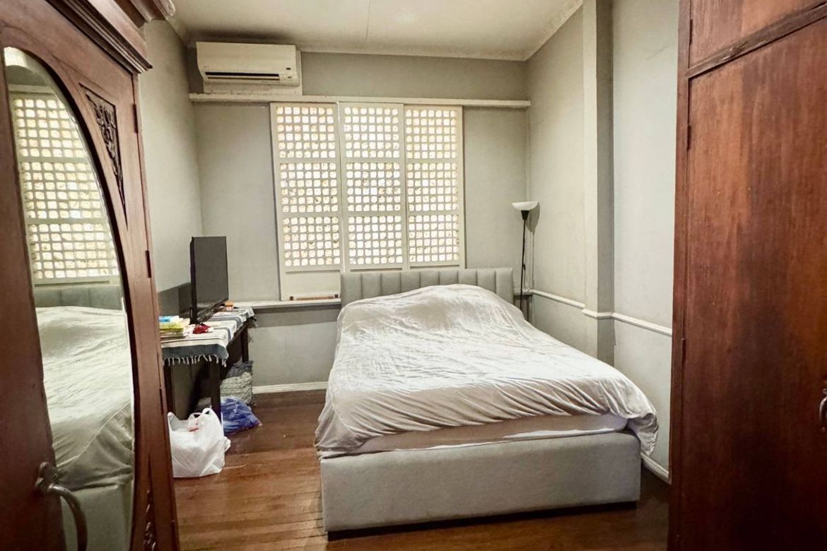 4 Bedroom House for Sale in Barangay 98, Pasay, Metro Manila near MRT-3 Taft Avenue – photo 6