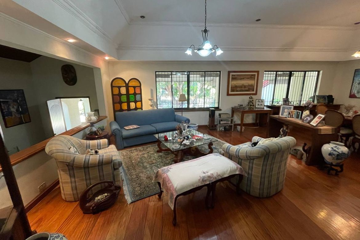 4 Bedroom House for Sale in Barangka, Marikina, Metro Manila
