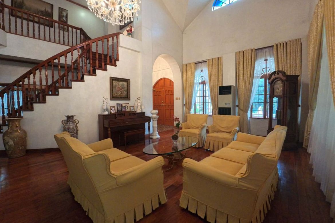 4 Bedroom House for Sale in Barangka, Marikina, Metro Manila – photo 2