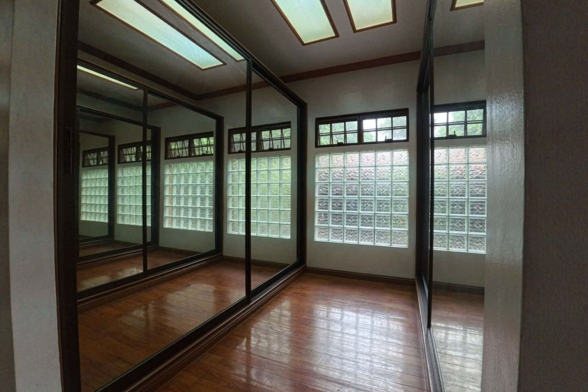 4 Bedroom House for Sale in Barangka, Marikina, Metro Manila – photo 8