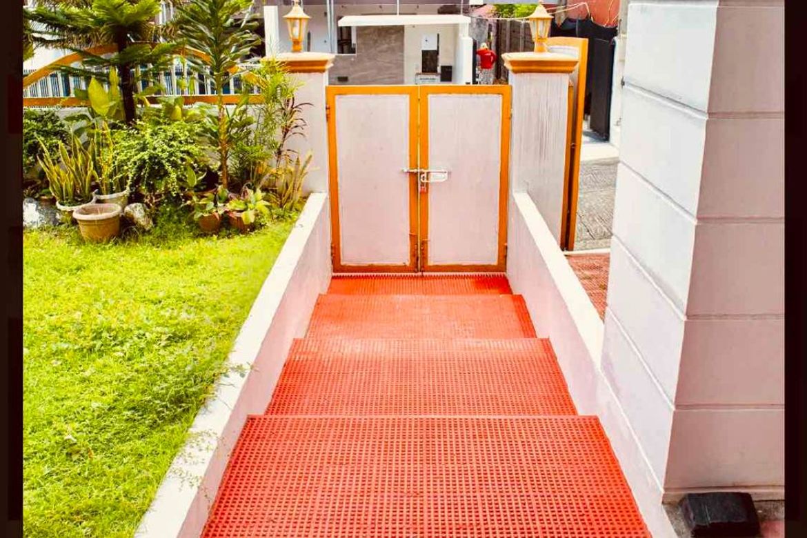 4 Bedroom House for Sale in Batasan Hills, Quezon City, Metro Manila – photo 3