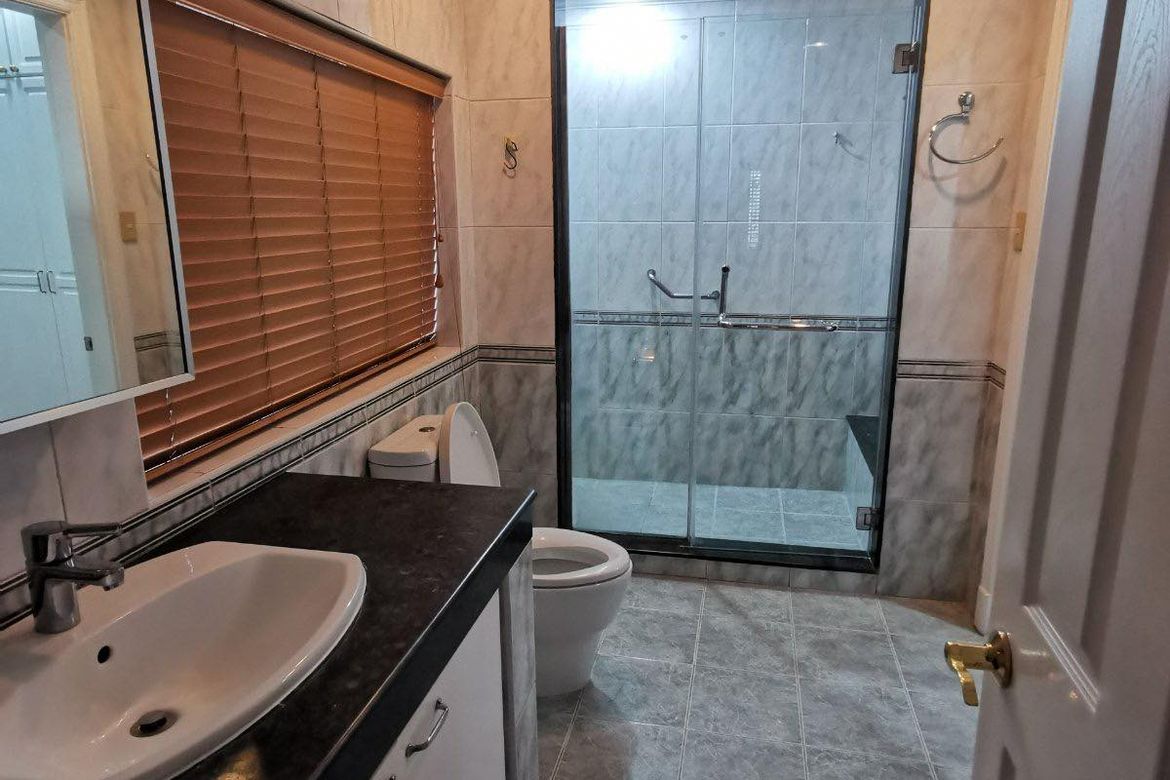 4 Bedroom House for Sale in Bel-Air, Makati City – photo 4